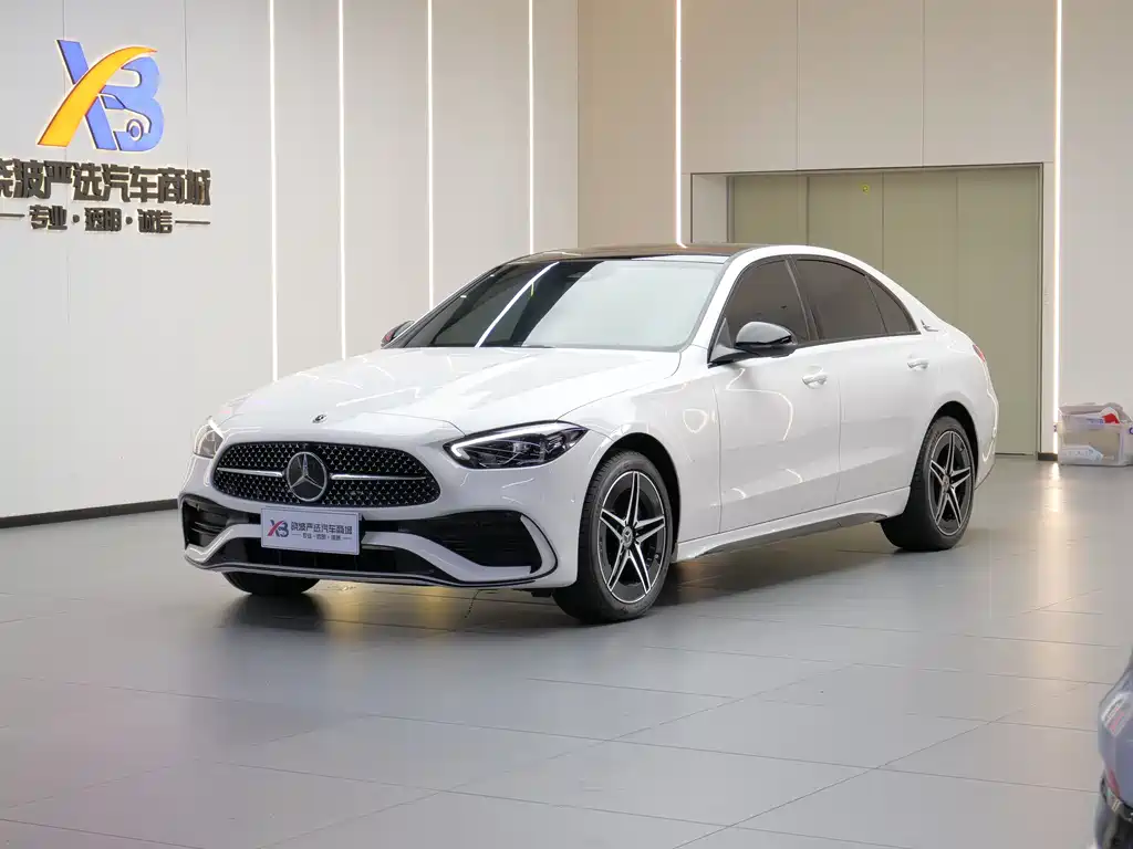 Mercedes-Benz C-Class 2023 — фото 1