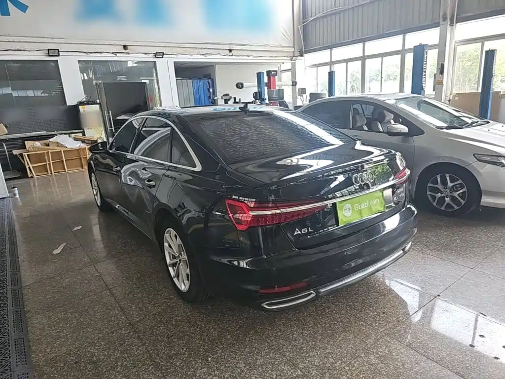 Audi A6L 2021