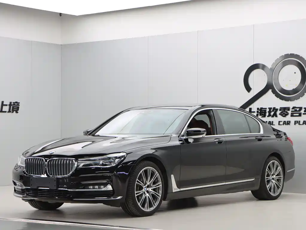 BMW 7 Series 2019 — фото 3