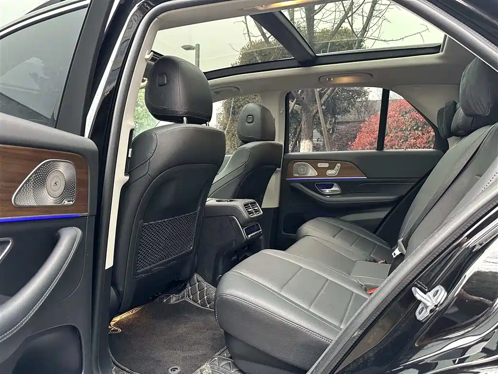 Mercedes-Benz GLE 2023 — фото 6