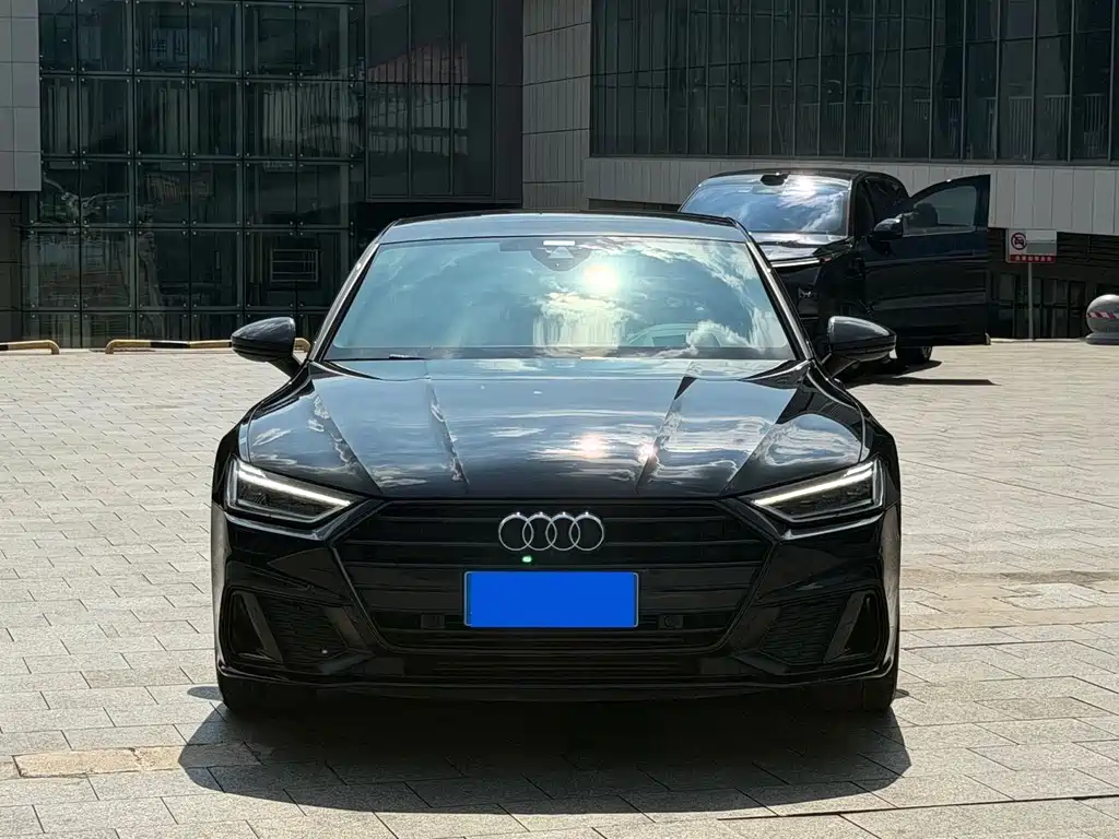 Audi A7 2023 — фото 2