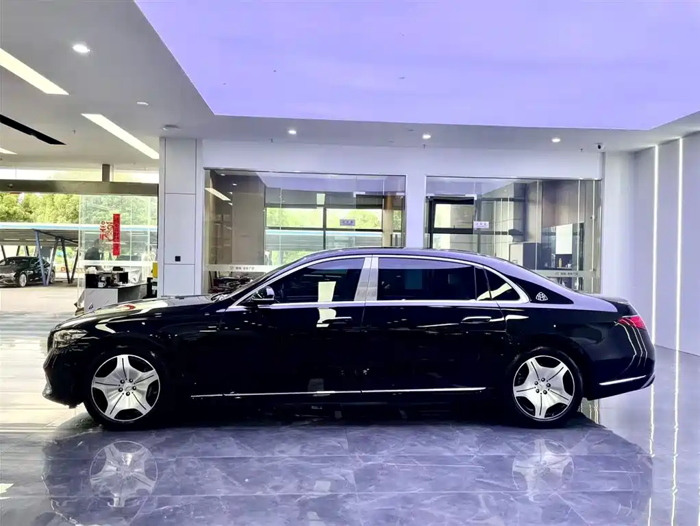Mercedes-Benz S-Class 2023 — фото 3