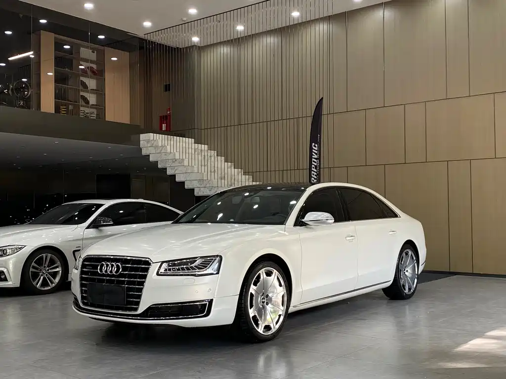 Audi A8 2014