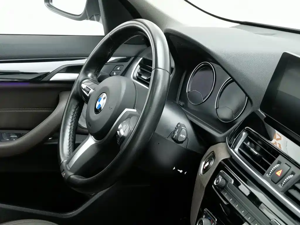 BMW X1 2021 — фото 22