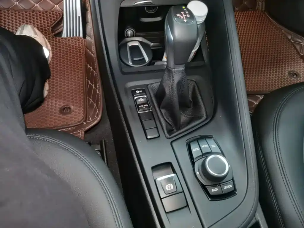 BMW X1 2016 — фото 14