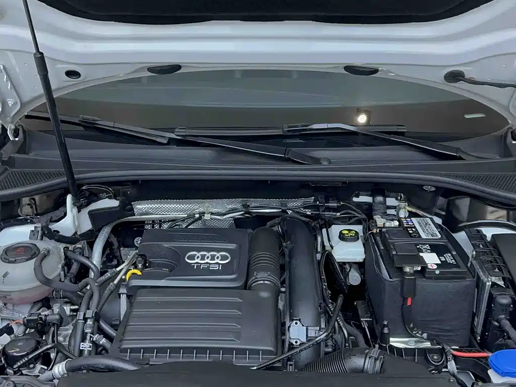 Audi Q3 2022 — фото 18