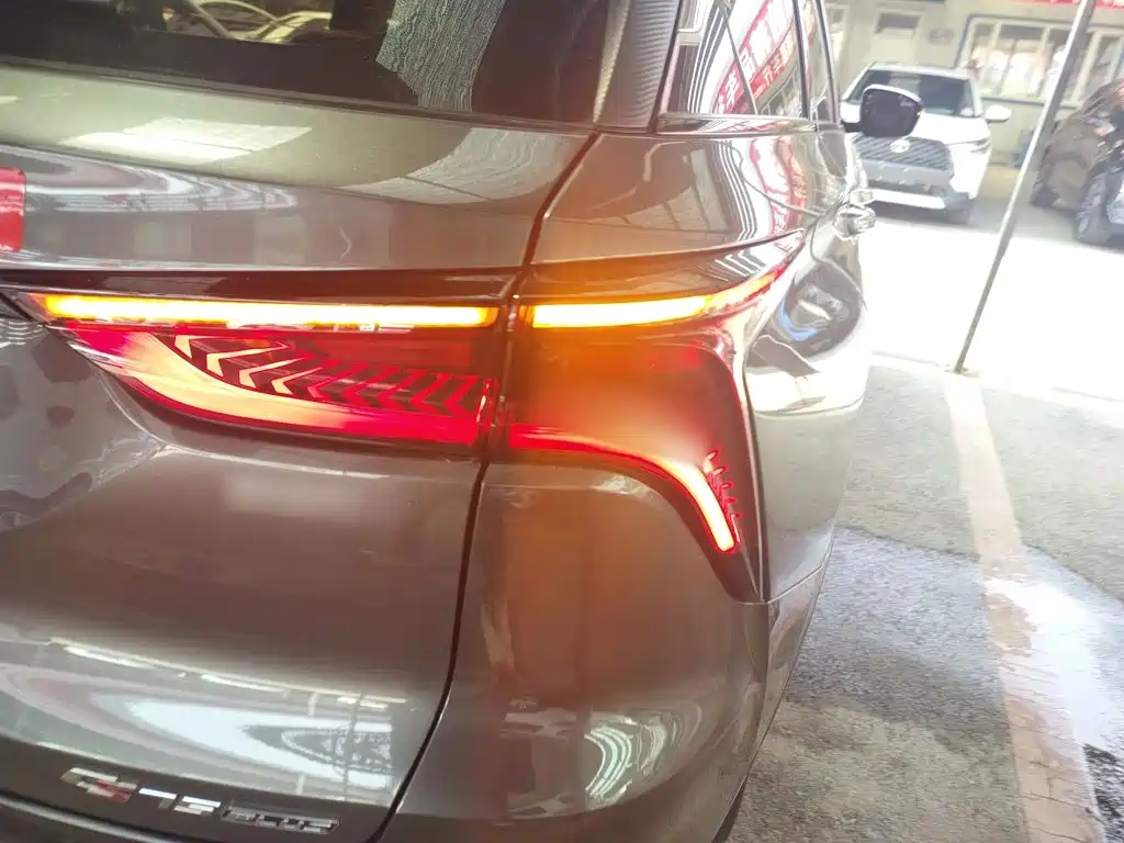 Changan CS75 PLUS 2021 — фото 24