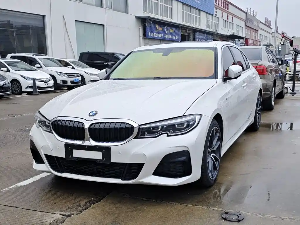 BMW 3 Series 2022