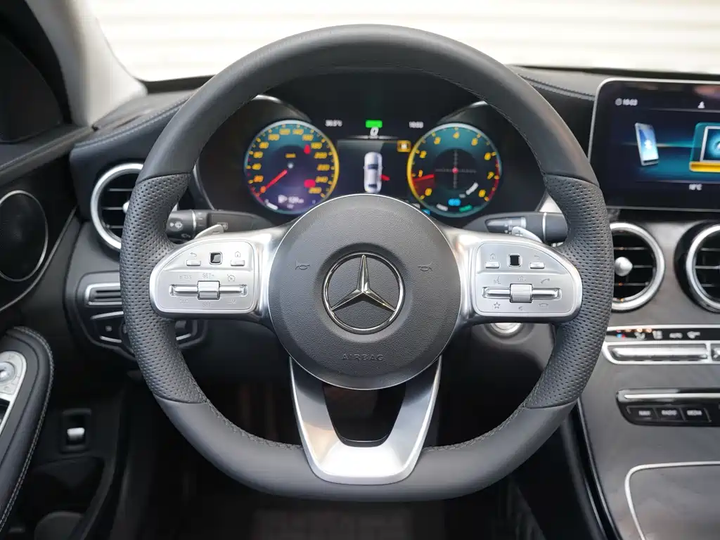 Mercedes-Benz C-Class 2021 — фото 27