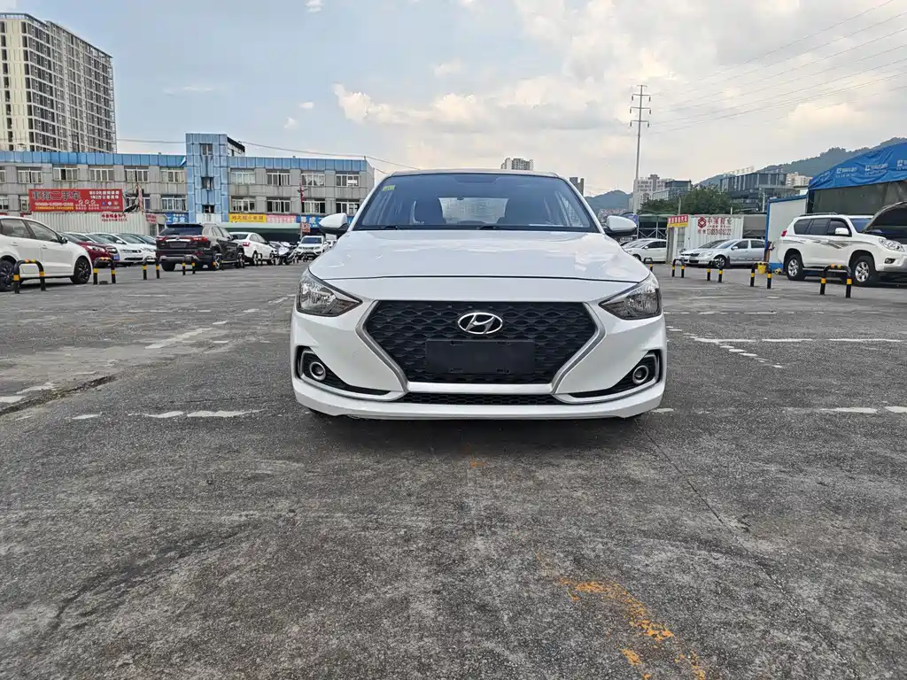 Hyundai Joyful 2017