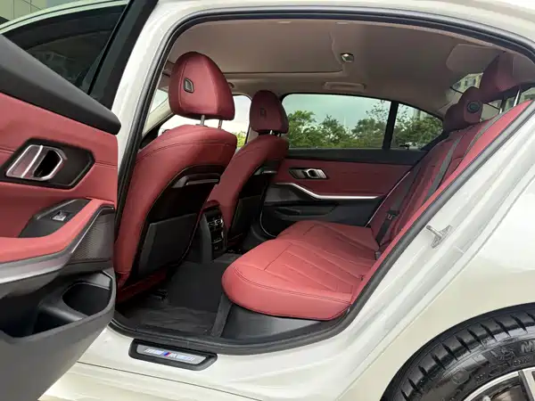 BMW 3 Series 2021