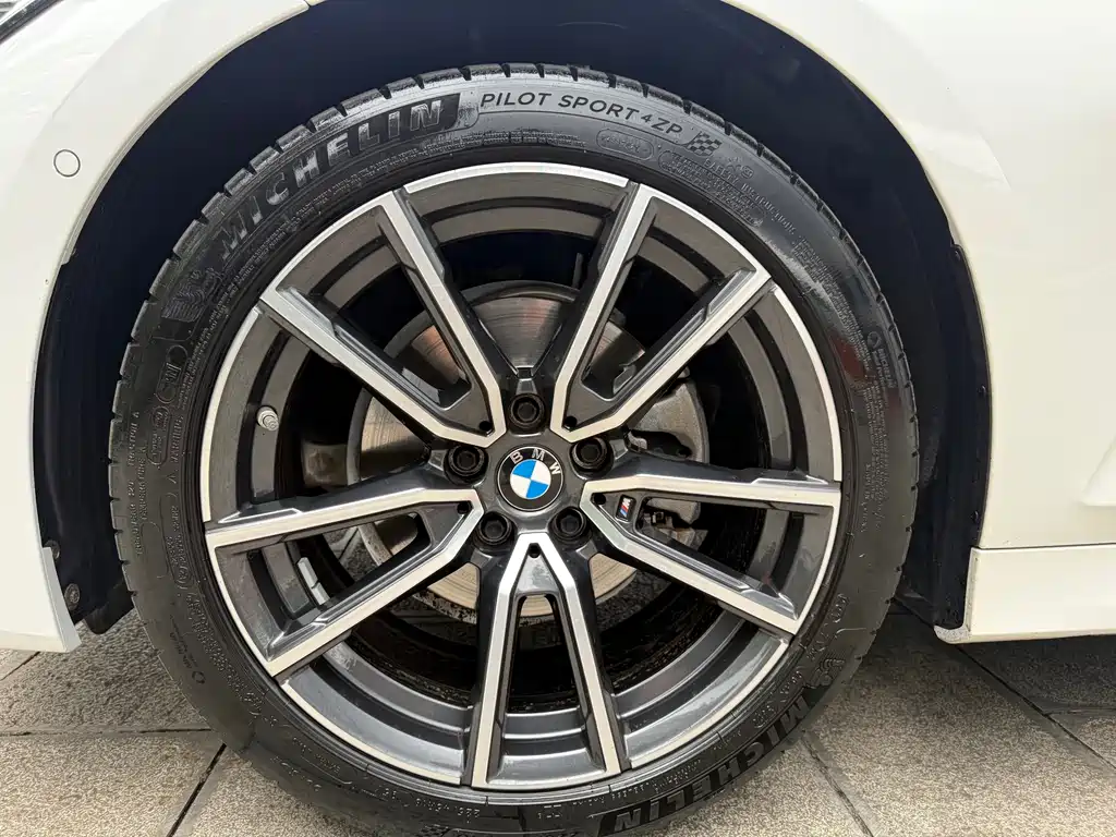 BMW 3 Series 2021 — фото 14