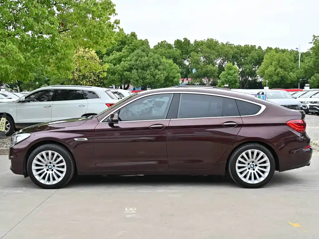 BMW 5 Series GT 2014 — фото 3
