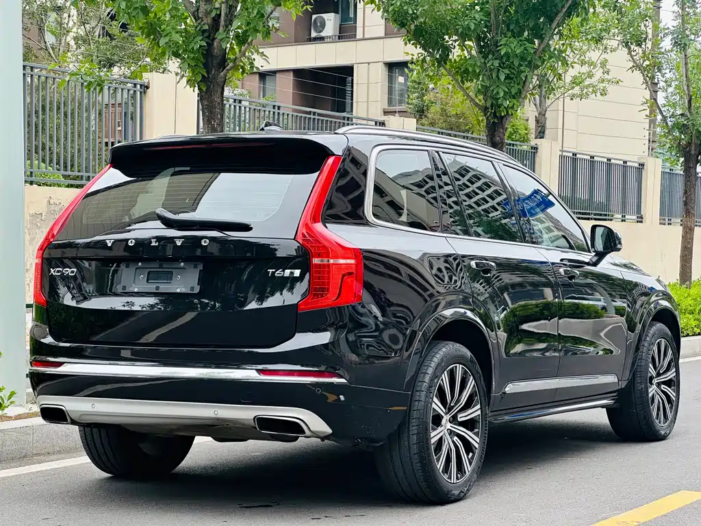 Volvo XC90 2019 — фото 15