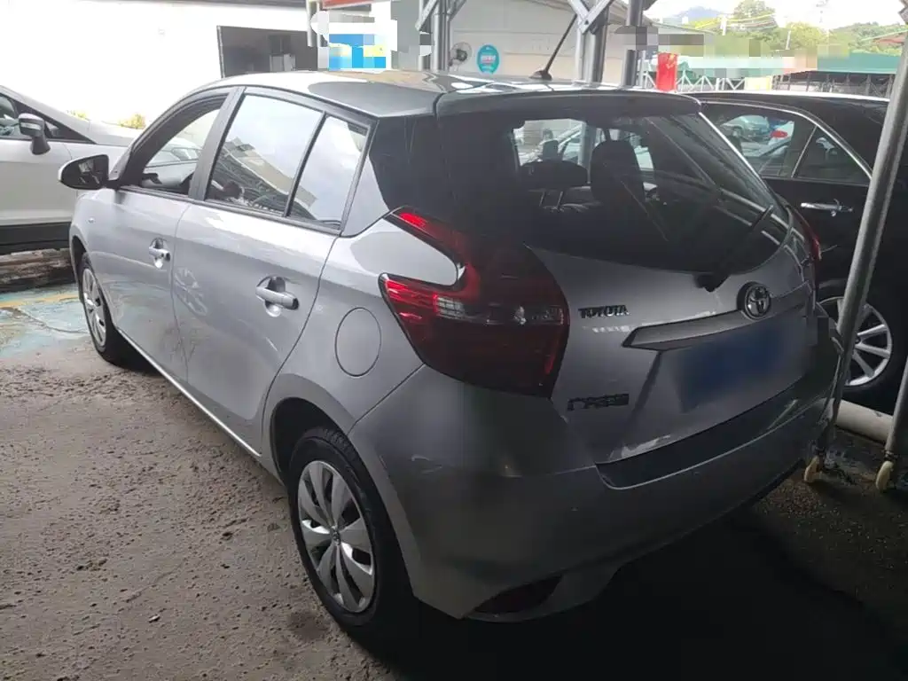 Toyota Yaris L 2020