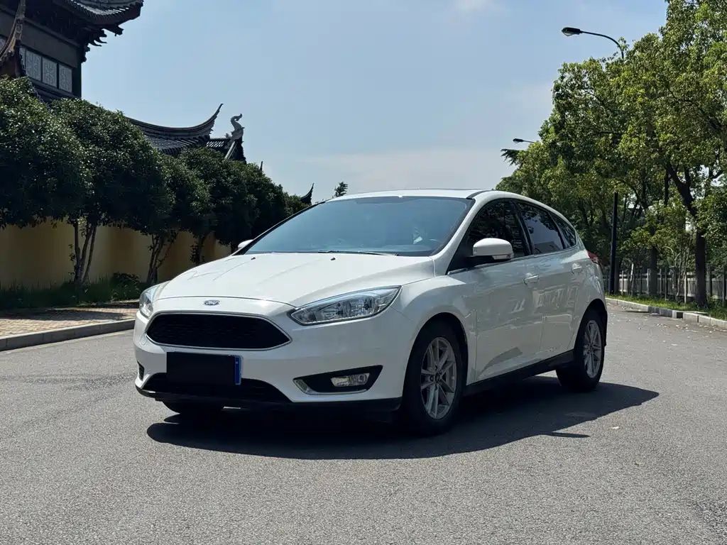 Ford Focus 2017 — фото 3