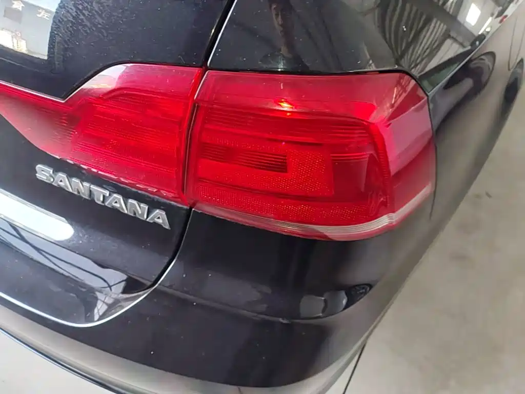Volkswagen Santana 2017 — фото 8
