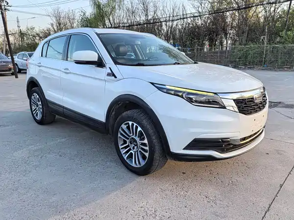 Qoros 5 2020