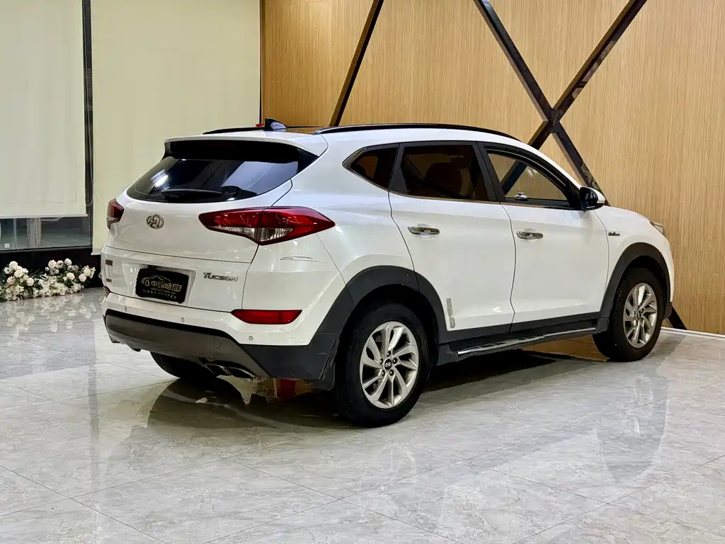 Hyundai Tucson 2016 — фото 20