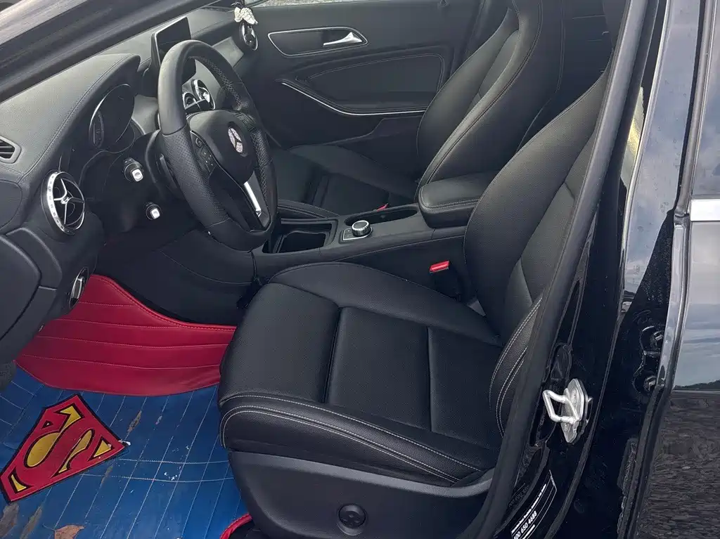 Mercedes-Benz GLA 2016