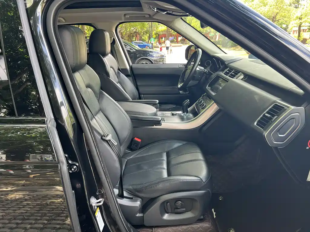 Land Rover Sport 2017 — фото 12