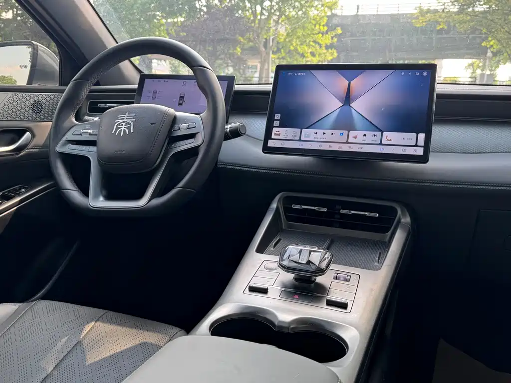 BYD Qin PLUS 2025 — фото 10