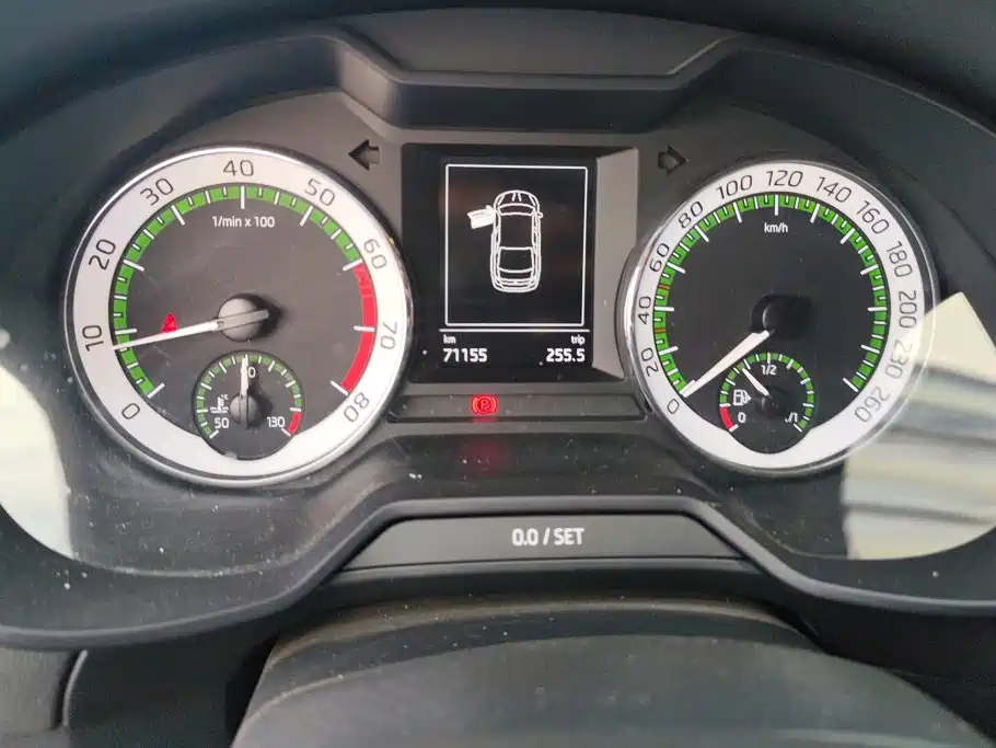 Skoda Octavia 2019 — фото 14