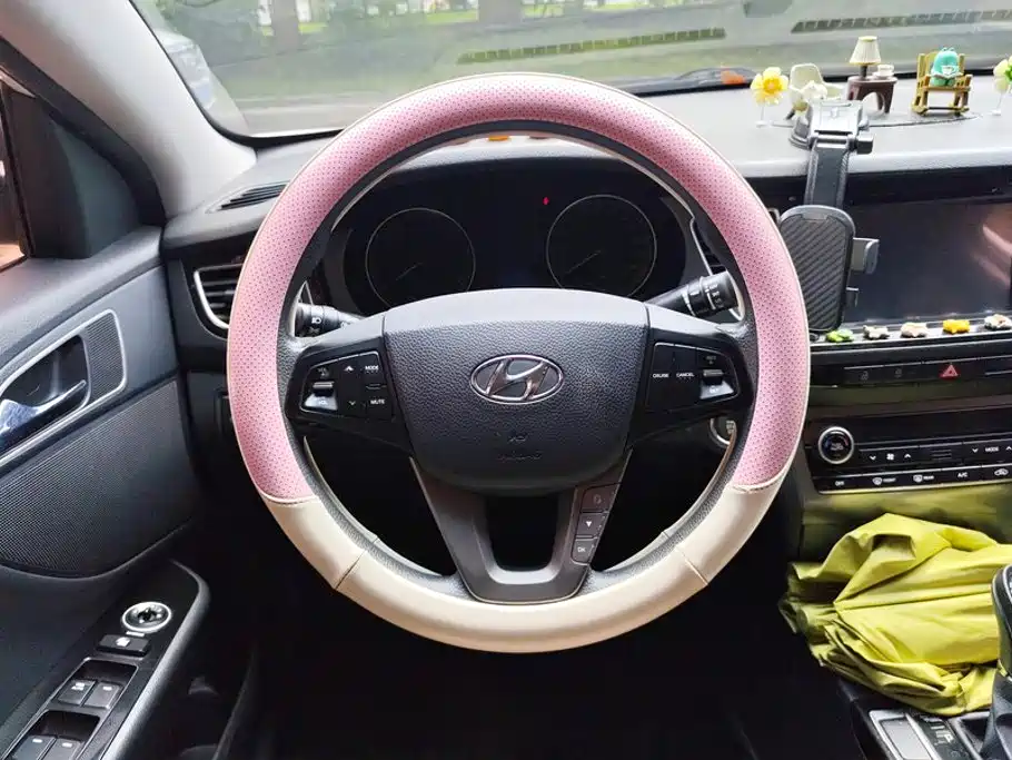 Hyundai Mistra 2015 — фото 15