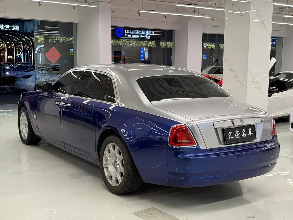 Rolls-Royce Ghost 2015 — фото 16