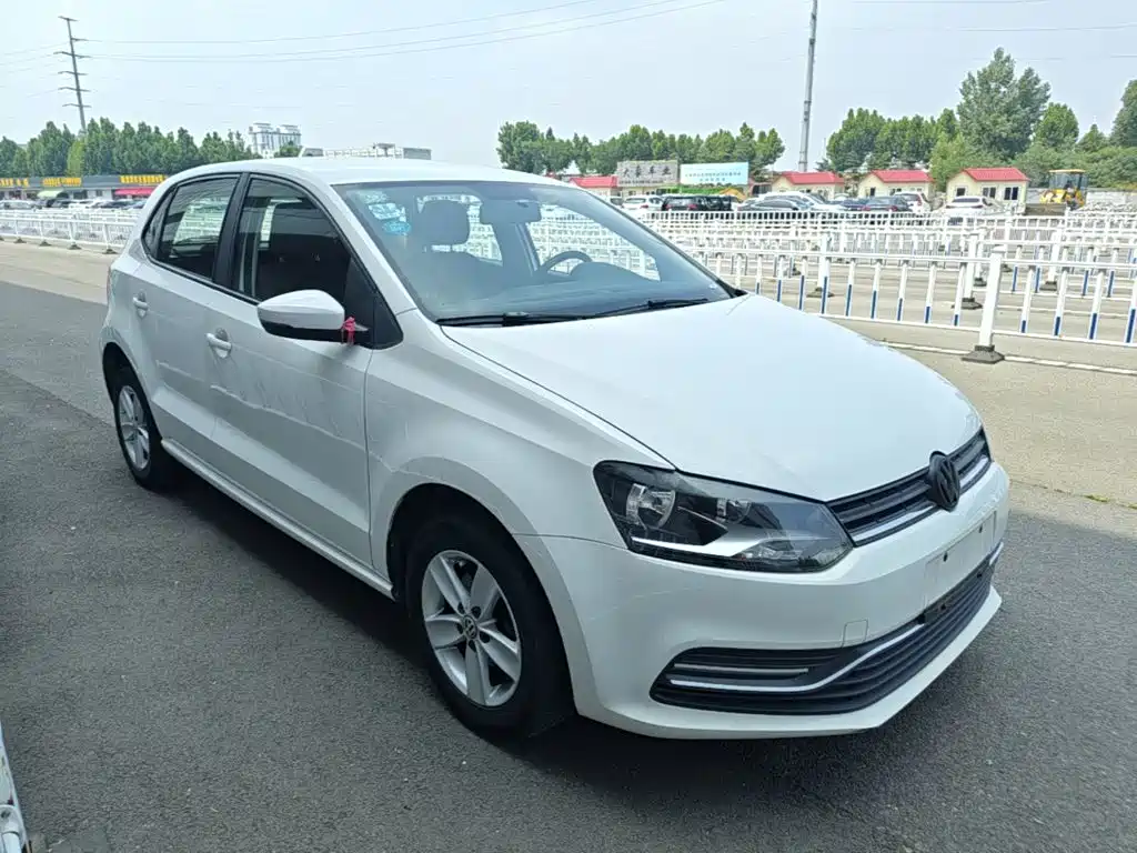 Volkswagen Polo 2016 — фото 4