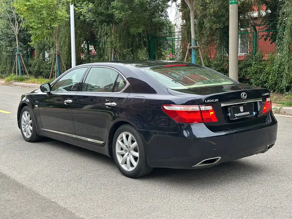Lexus LS 2008
