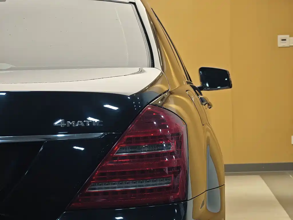 Mercedes-Benz S-Class 2011 — фото 30