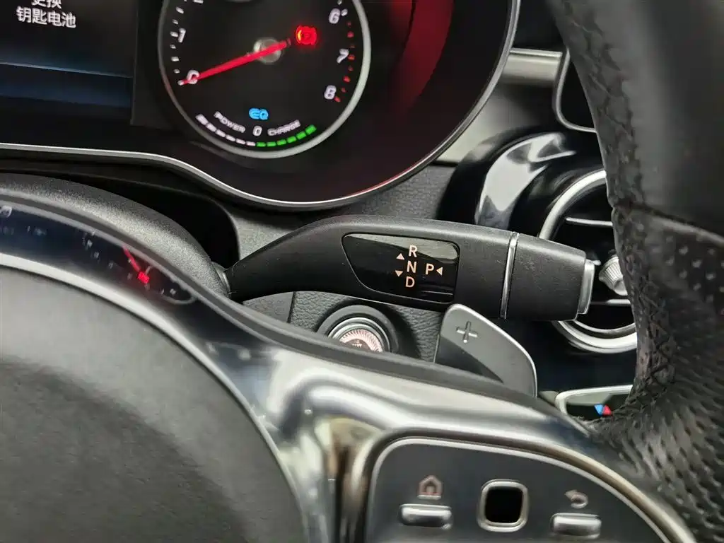 Mercedes-Benz C-Class 2019 — фото 13