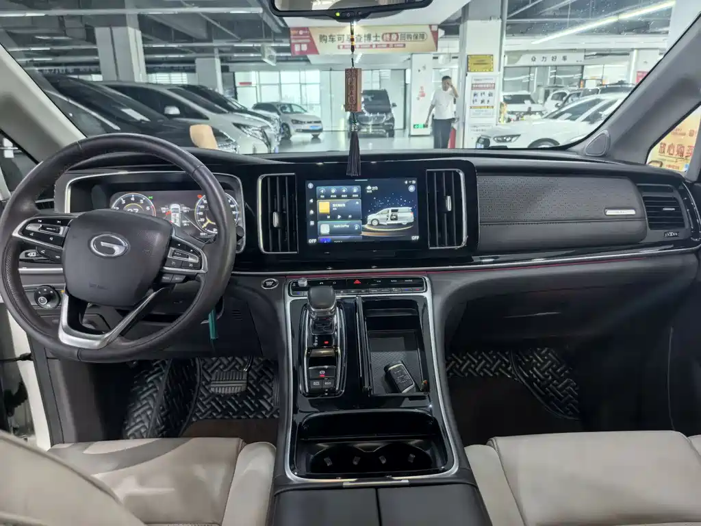 GAC Motor Trumpchi M8 2021 — фото 10