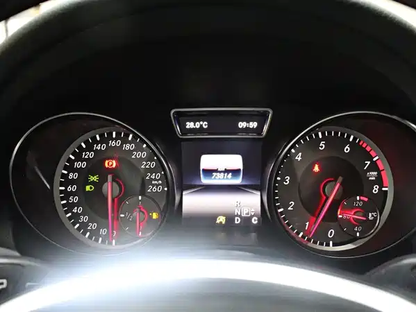 Mercedes-Benz GLA 2016