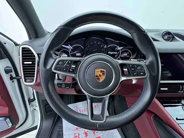 Porsche Cayenne 2019