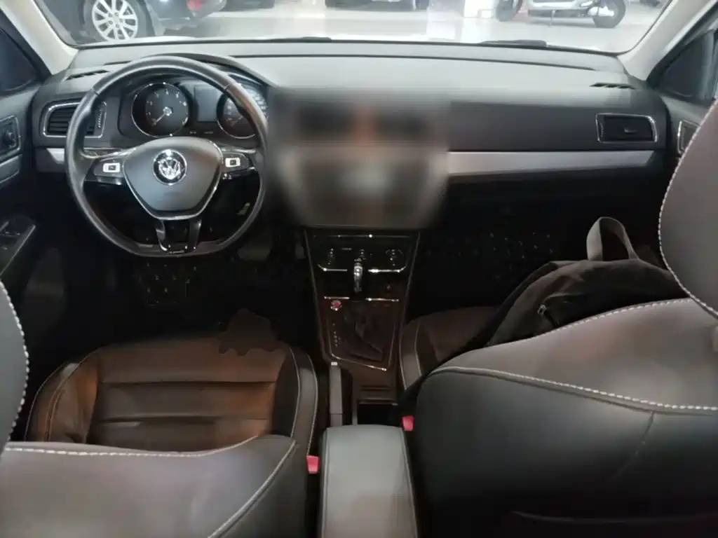 Volkswagen Gran Lavida 2018 — фото 10