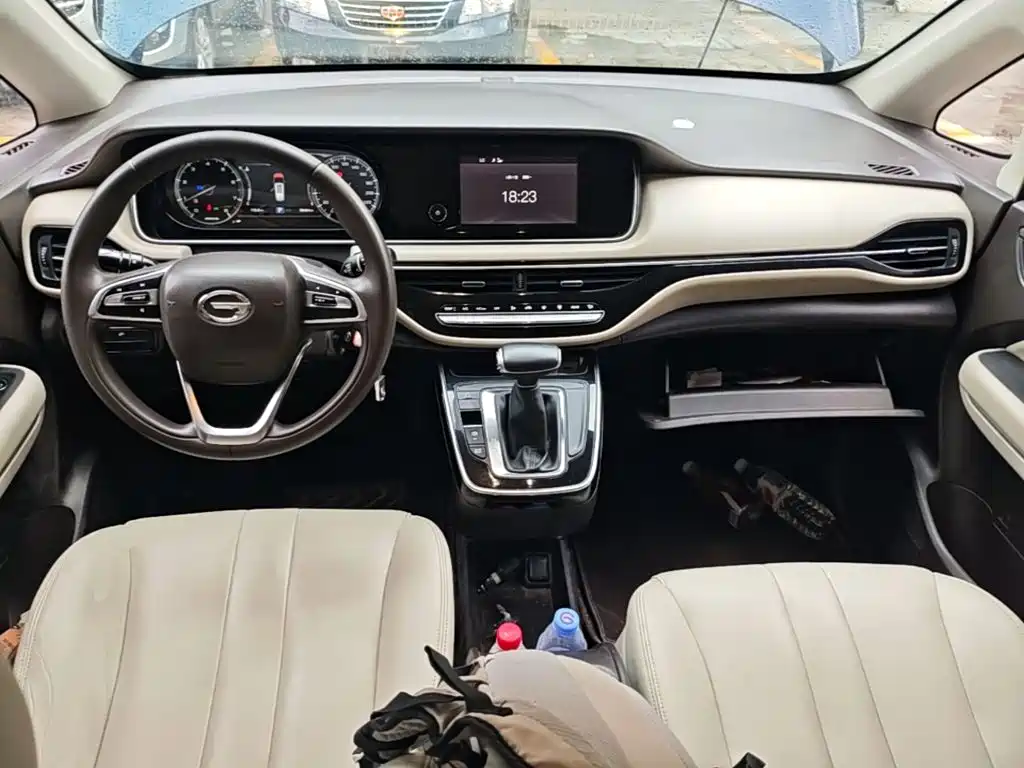 GAC Trumpchi M6 2020 — фото 10