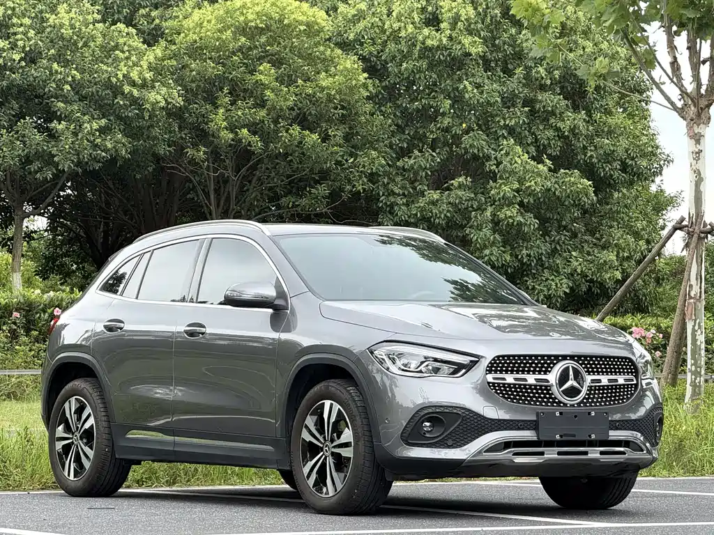 Mercedes-Benz GLA 2021