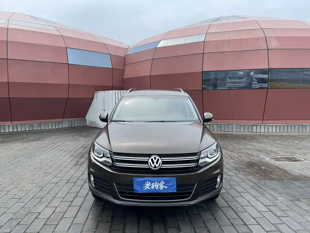 Volkswagen Tiguan 2016 — фото 2