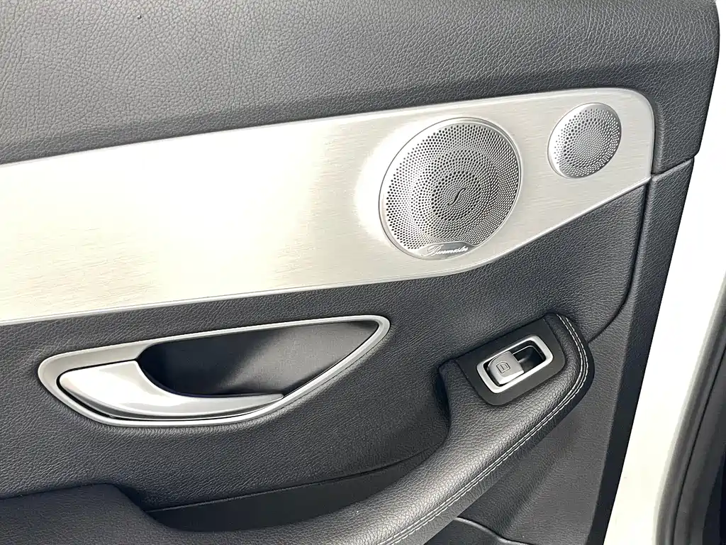 Mercedes-Benz C-Class 2020 — фото 24
