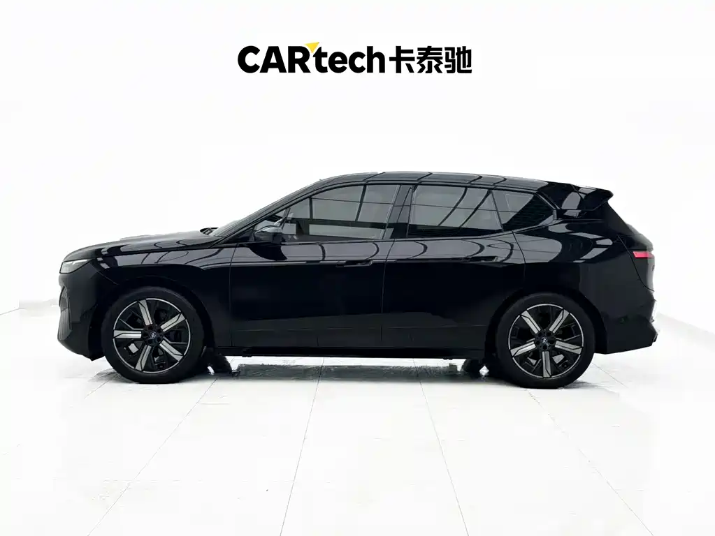 BMW iX 2023