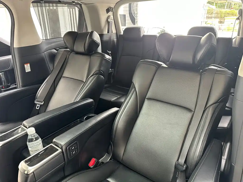 Toyota Alphard 2015 — фото 9
