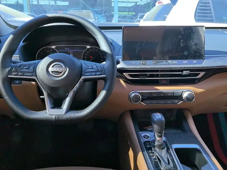Nissan Teana 2024 — фото 12