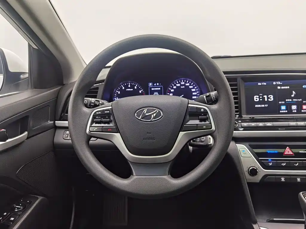 Hyundai Celesta 2016 — фото 11