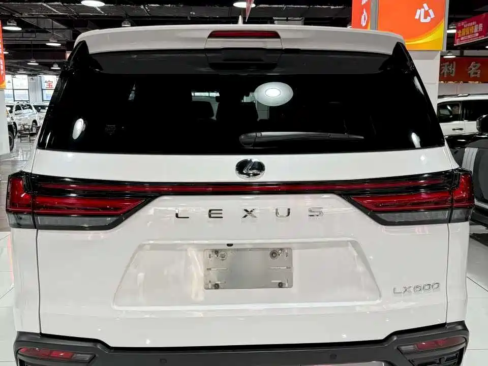 Lexus LX 2024 — фото 8