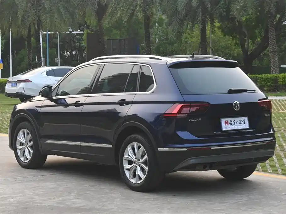 Volkswagen Tiguan 2019 — фото 3