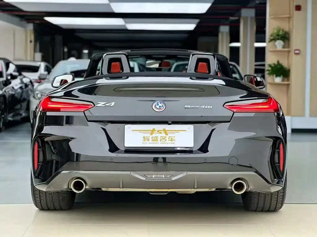 BMW Z4 2022 — фото 9