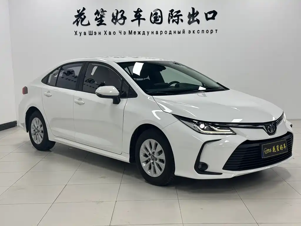 Toyota Corolla 2023 — фото 3