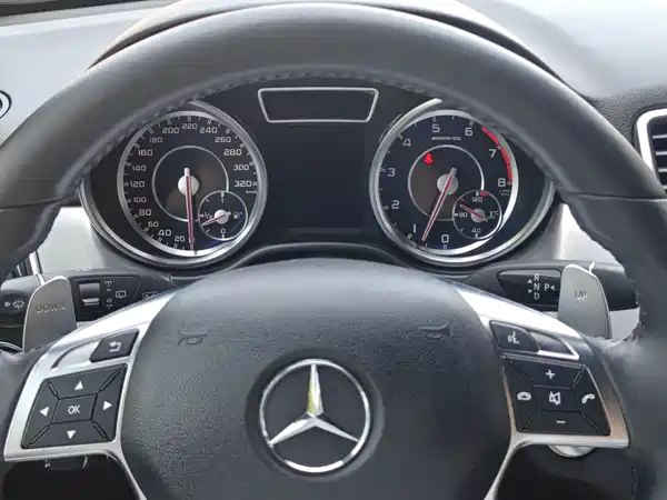 Mercedes-Benz M-Class AMG 2015